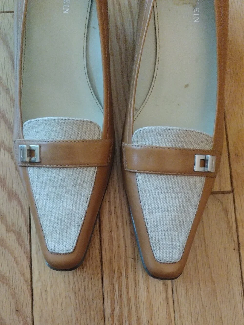 Anne Klein 
